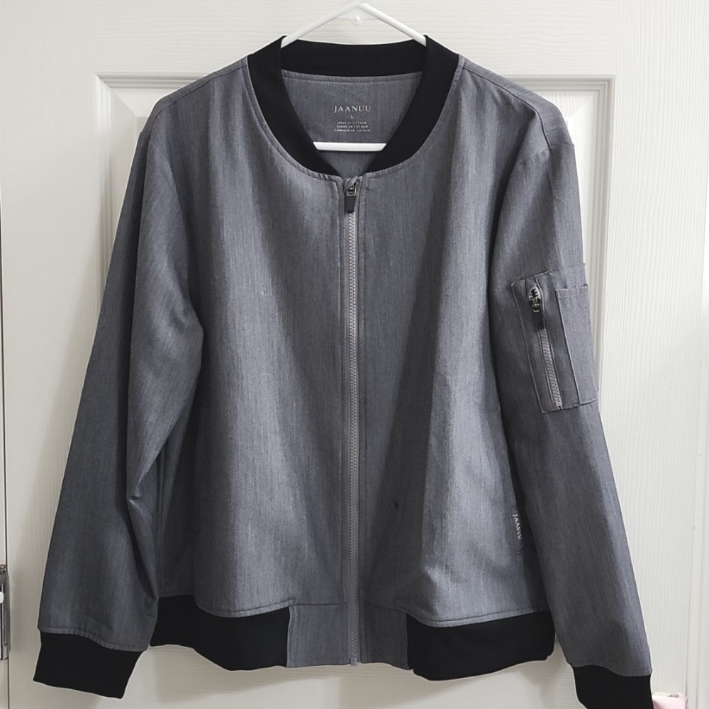 Jaanuu Bomber Jacket